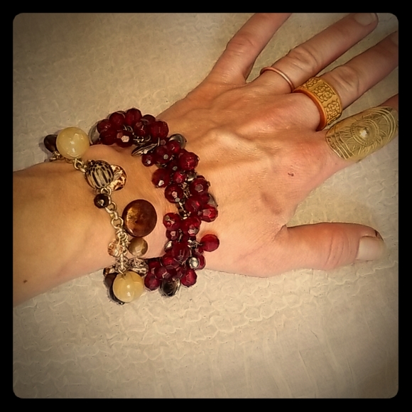 Red "Belly Dancer" Bracelet - Picture 1 of 3